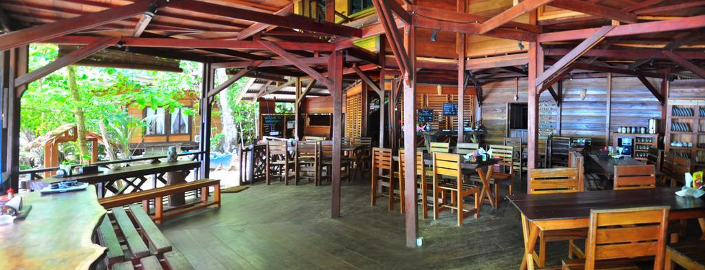 Raja Ampat Dive Resort Tapokreng Kültér fotó