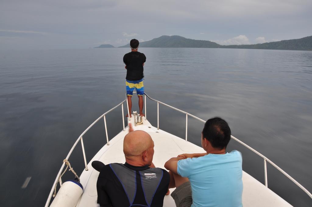 Raja Ampat Dive Resort Tapokreng Kültér fotó