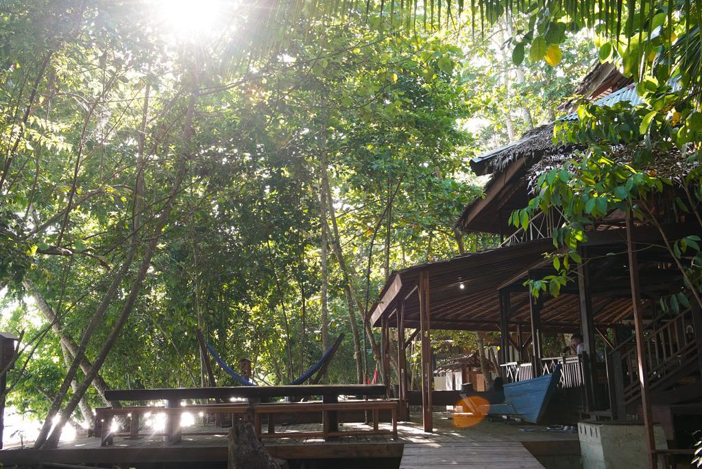 Raja Ampat Dive Resort Tapokreng Kültér fotó