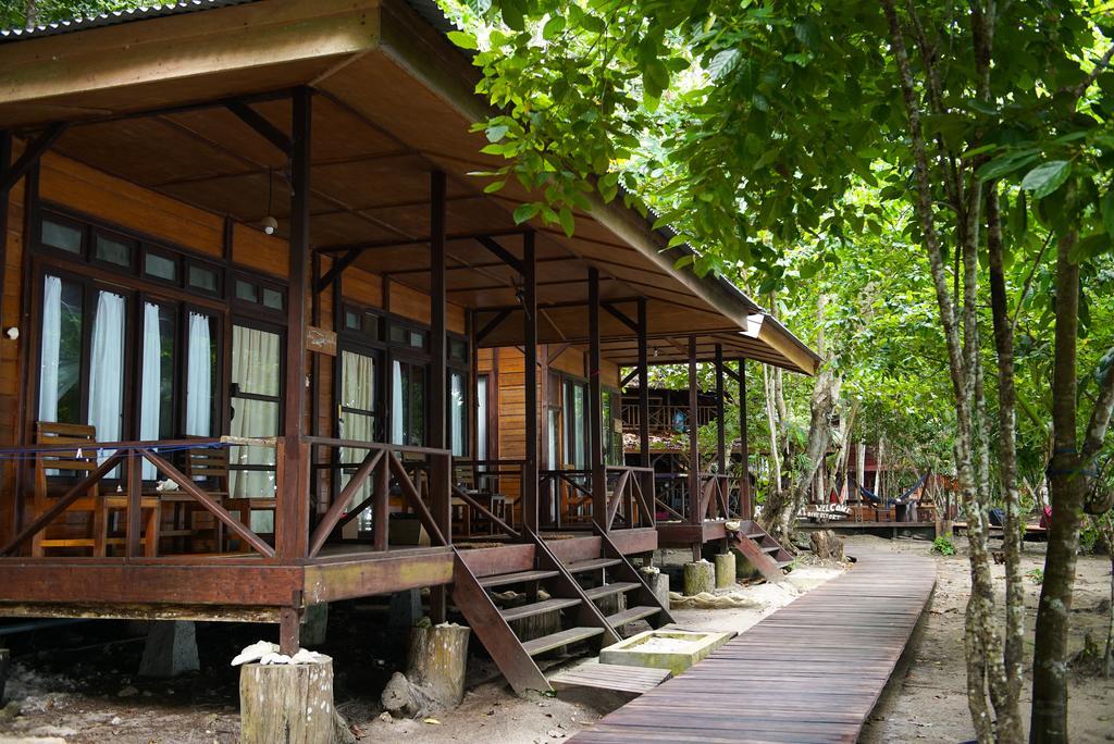 Raja Ampat Dive Resort Tapokreng Kültér fotó
